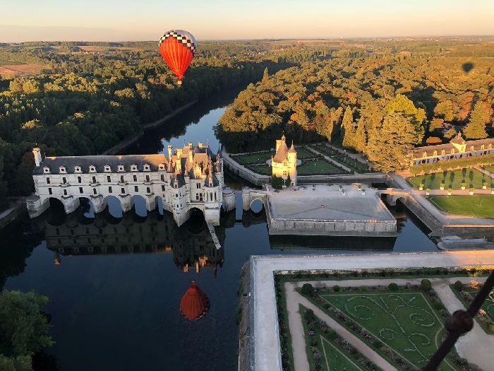 Top balloon